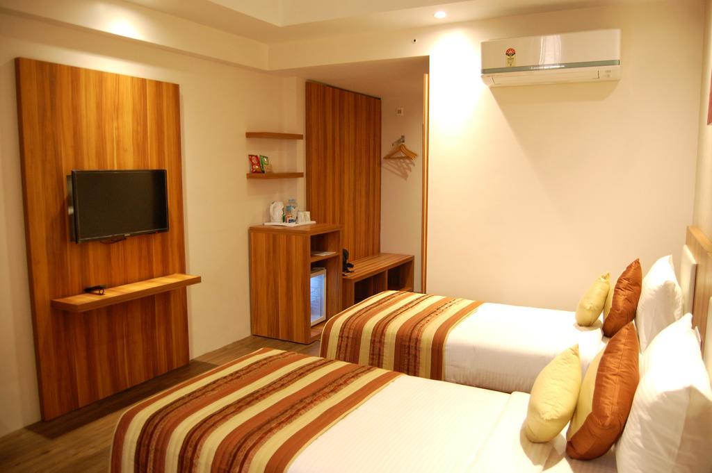 Hotel Le Roi Raipur At Raipur Railway Station Rom bilde