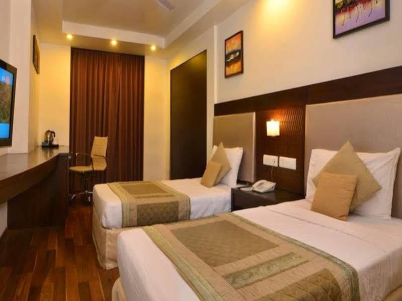 Hotel Le Roi Raipur At Raipur Railway Station Eksteriør bilde