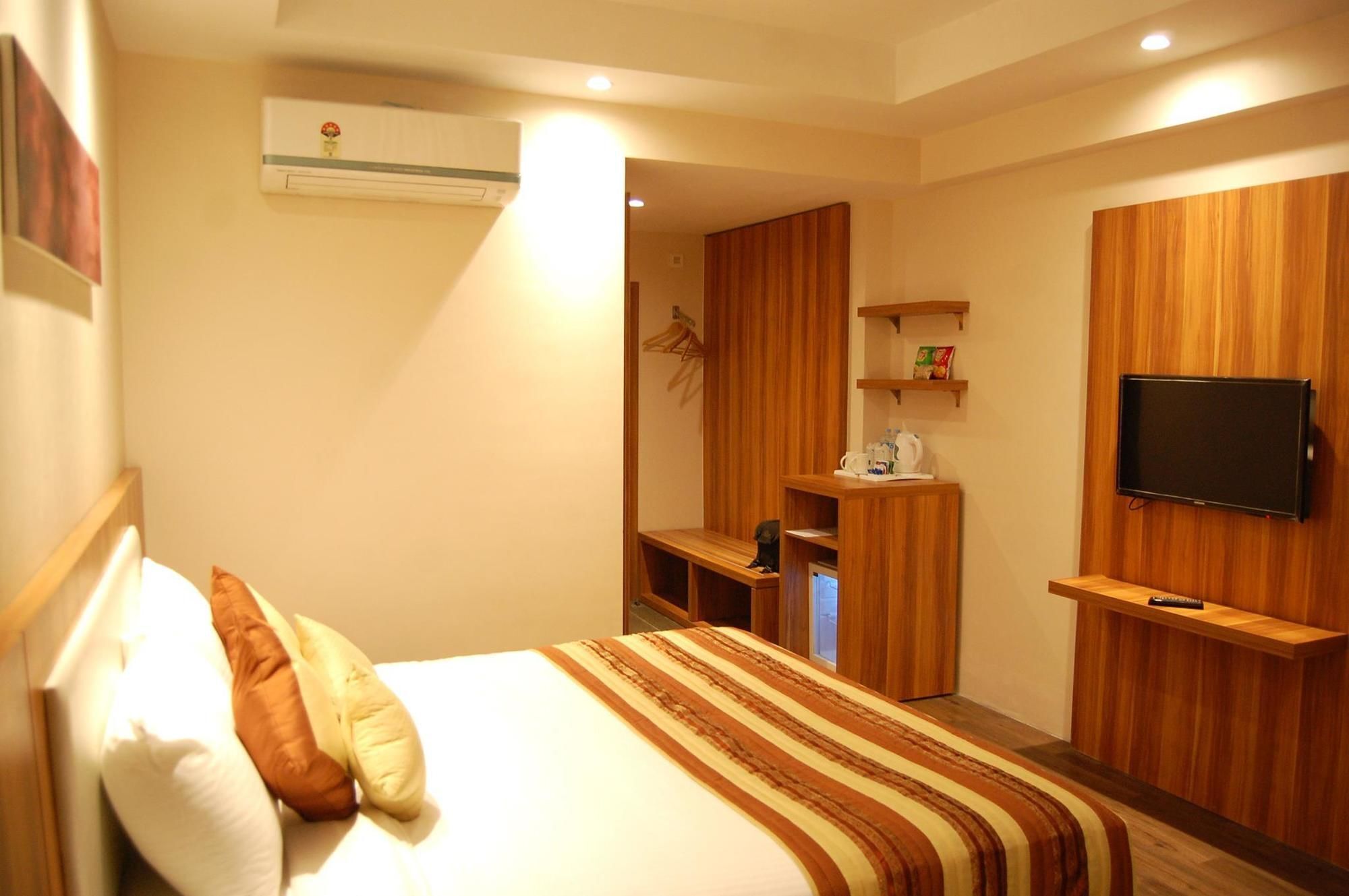 Hotel Le Roi Raipur At Raipur Railway Station Eksteriør bilde